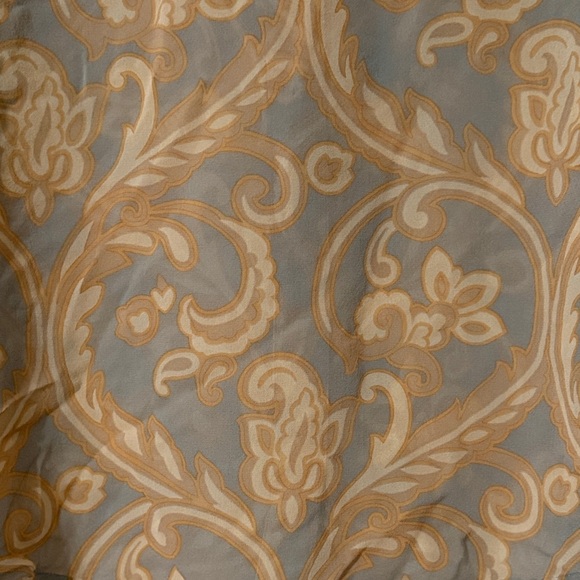 Stylish Beige and Gray Women's Blouse - Picture 6 of 6